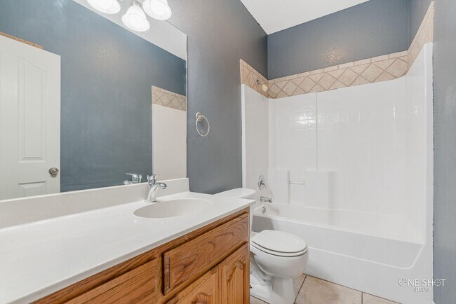 Building Photo - 7017 Springwater Ave