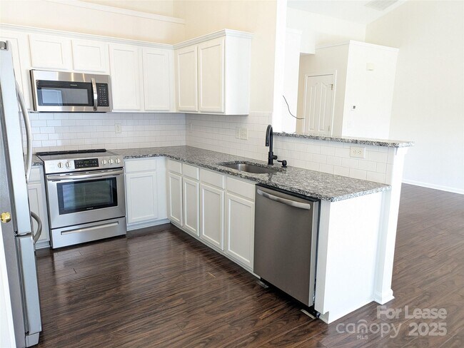 Building Photo - 134 Nevis Ln