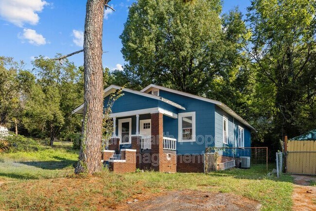 Building Photo - 3017 Pike Rd