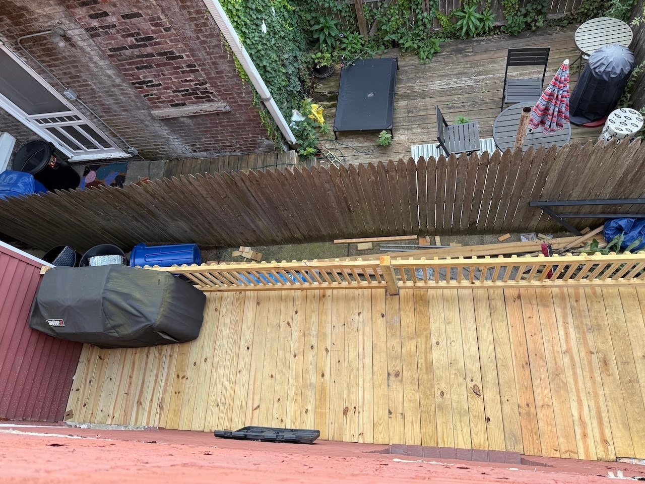 Deck - 117 44th St