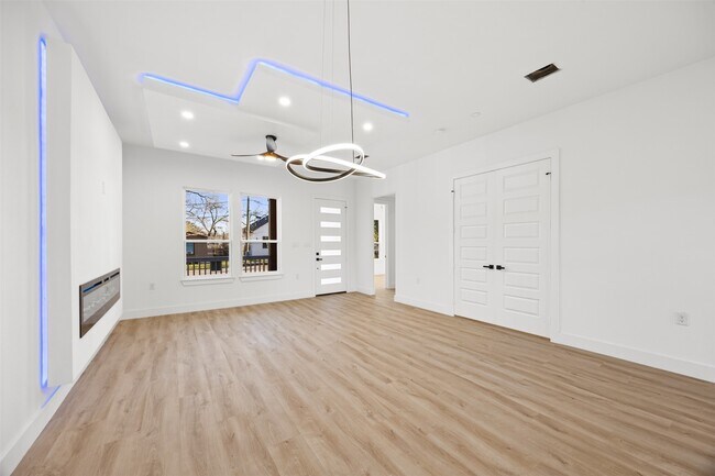 Building Photo - 610 Lettie St