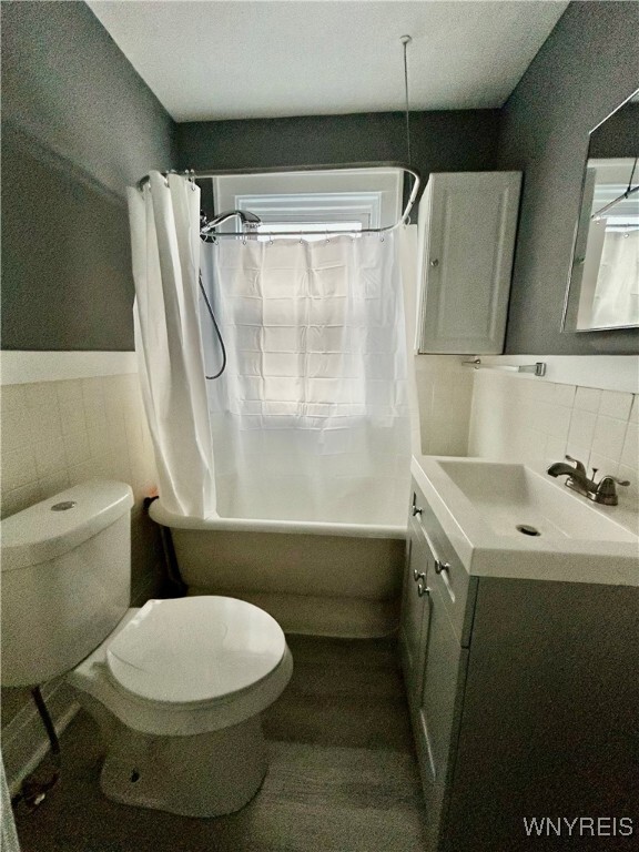 Building Photo - 11 Blum Ave