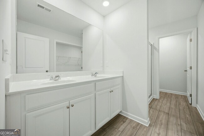 Building Photo - 111 Horned Owl Ave