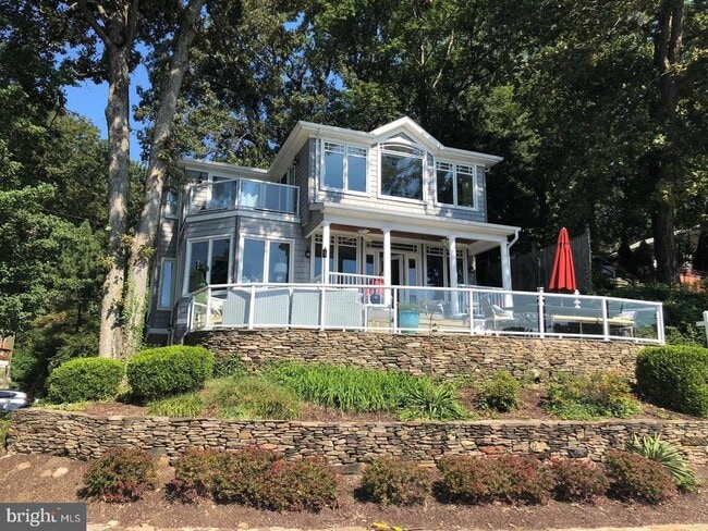 Primary Photo - 340 Severn Rd