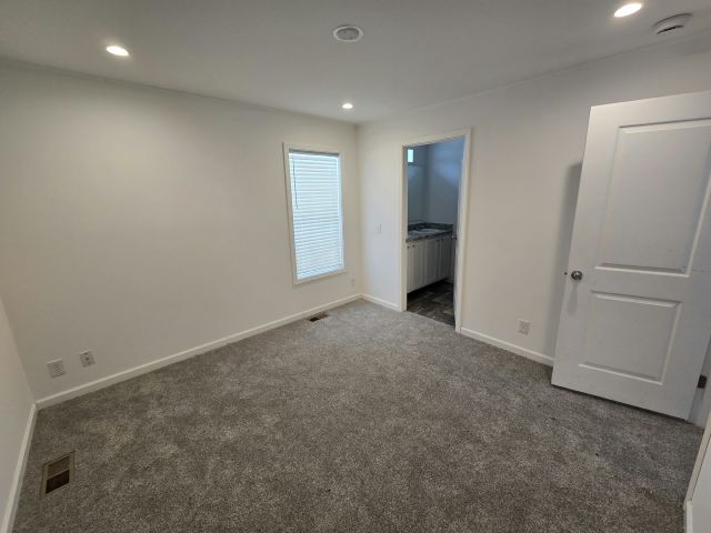 Building Photo - 309 Hilton Dr