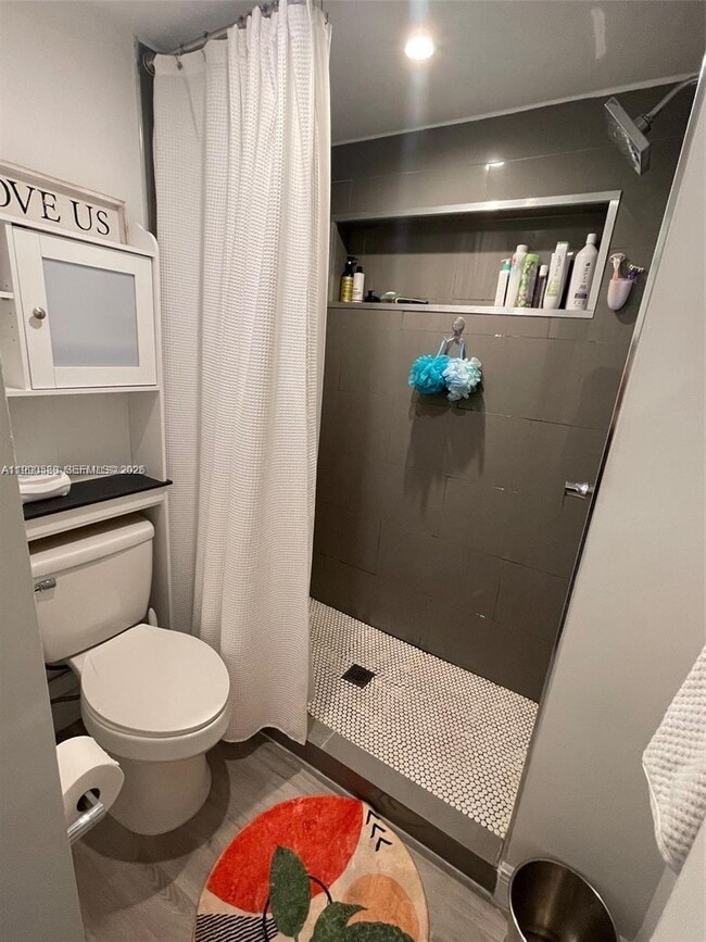 Building Photo - 7801 NE 4th Ct