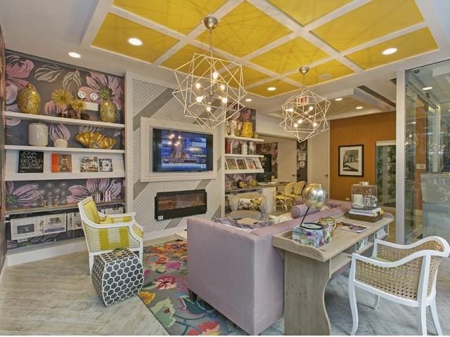 Building Photo - 855 N Dewitt Pl