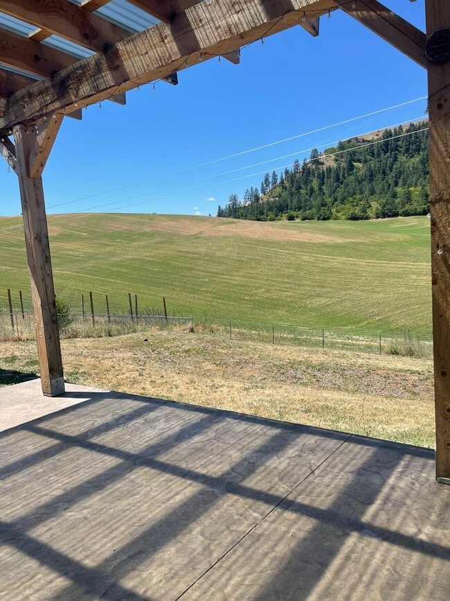 Building Photo - Dog-friendly Kamiah House with Beautiful Views