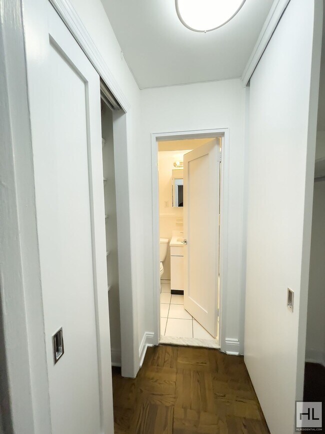 Building Photo - EAST 35 STREET