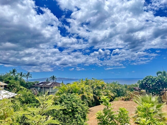 Building Photo - Maui Meadows - 2 Bed 1 Bath Unfurnished Cottage with Panoramic Ocean Views