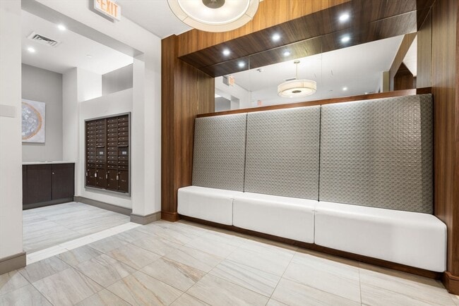 Building Photo - 121 Portland St