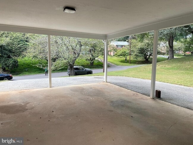 Building Photo - 13409 Doncaster Ln
