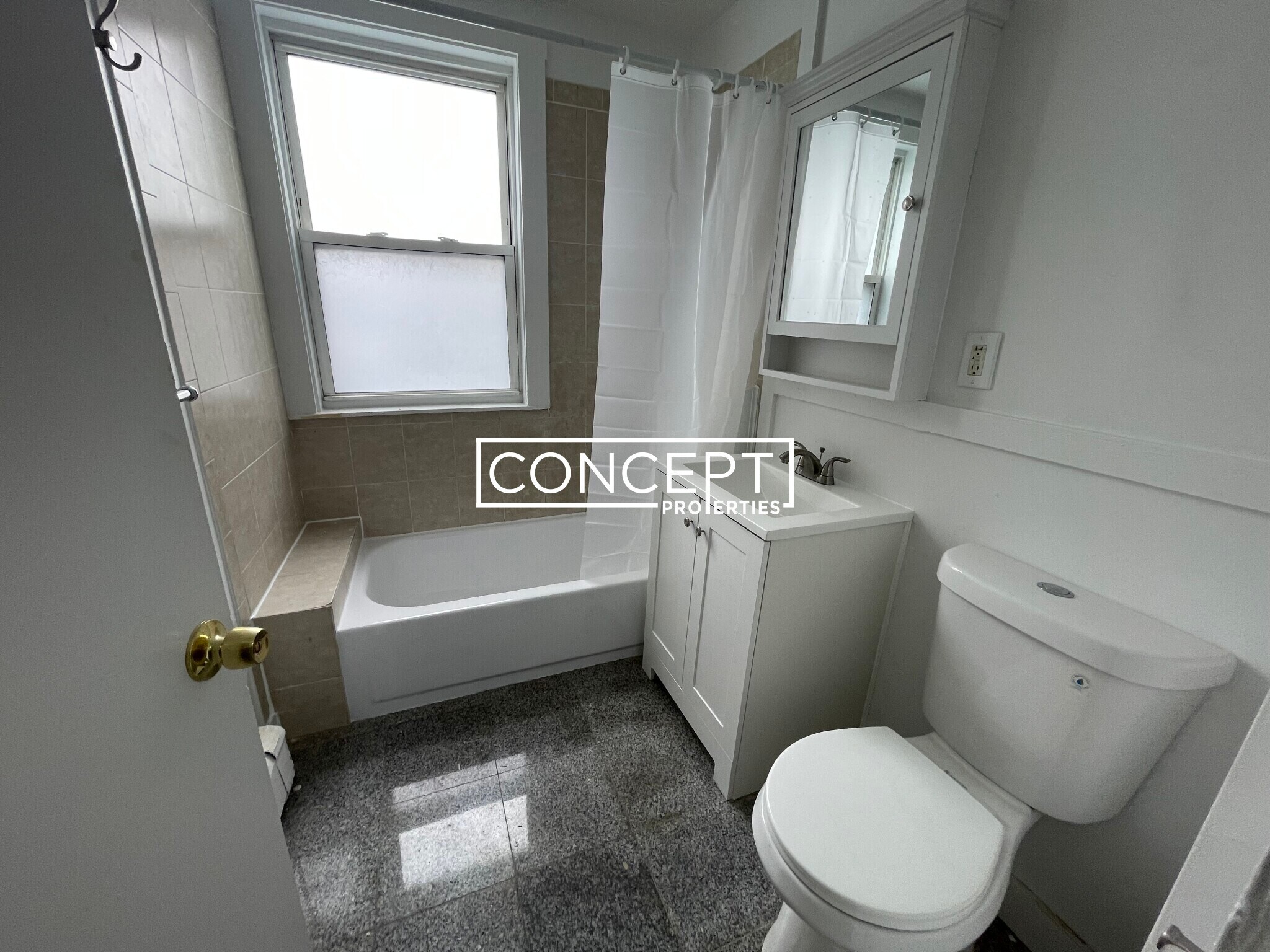 Building Photo - 6 Bowdoin Park