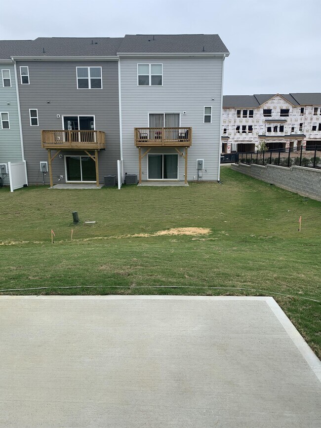 Building Photo - 6927 Eddy Point Ln