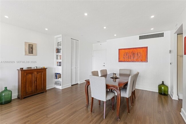 Building Photo - 2451 Brickell Ave