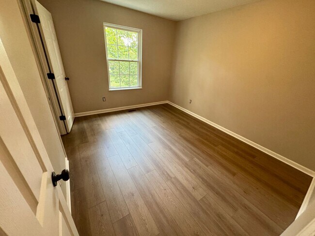 Building Photo - 3 Bedroom - Dublin