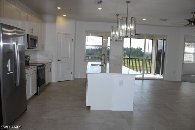 Building Photo - 5680 Melbourne Ct