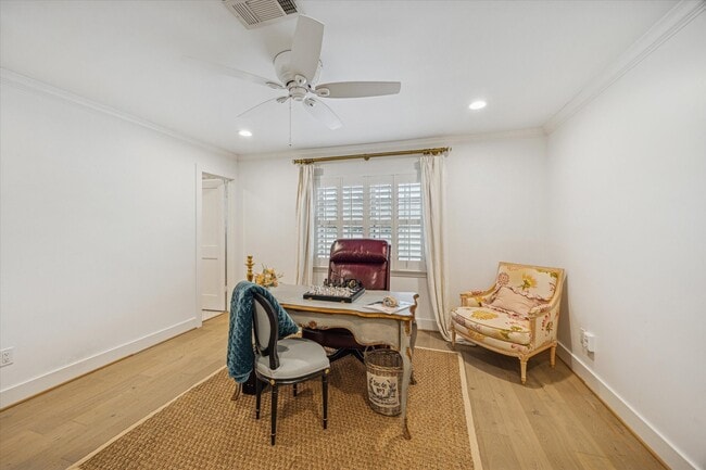 Building Photo - 5822 Doliver Dr