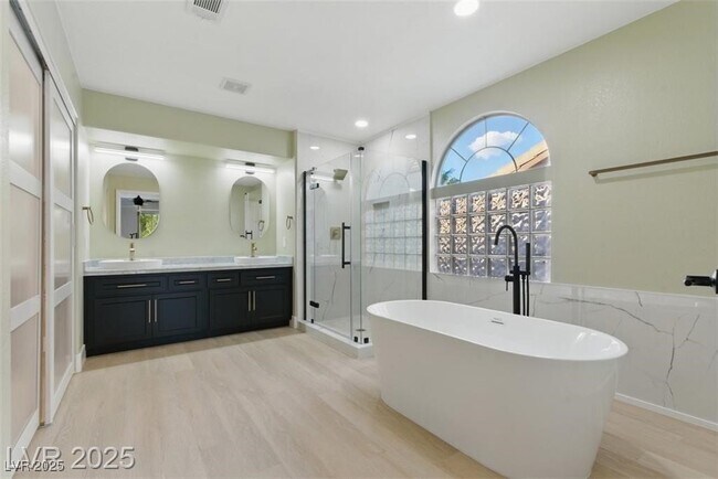 Building Photo - 2445 Antler Point Dr