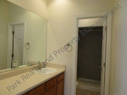 Building Photo - 1244 Carlyle Park Cir