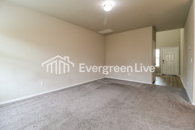 Building Photo - 3032 Trelon Cv