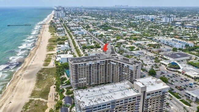 Building Photo - 4900 N Ocean Blvd