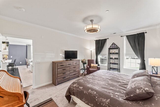 Building Photo - 818 Center Meadow Ln