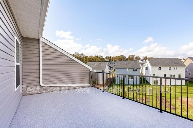 Building Photo - 2273 Marcy Dr