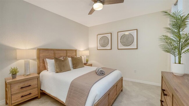 Building Photo - 12390 Wellen Golf St