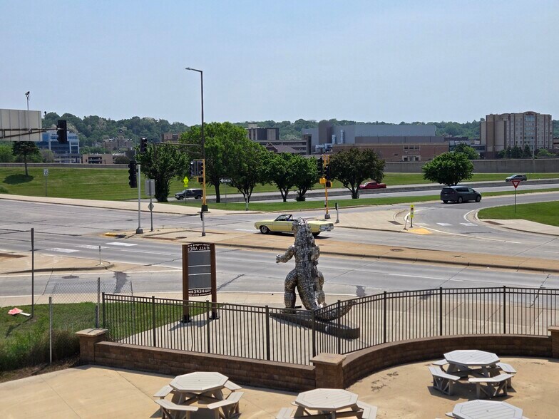 North Mankato View - 200 Belgrade Ave