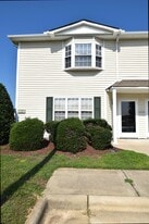 Building Photo - 2380 Vineyard Dr