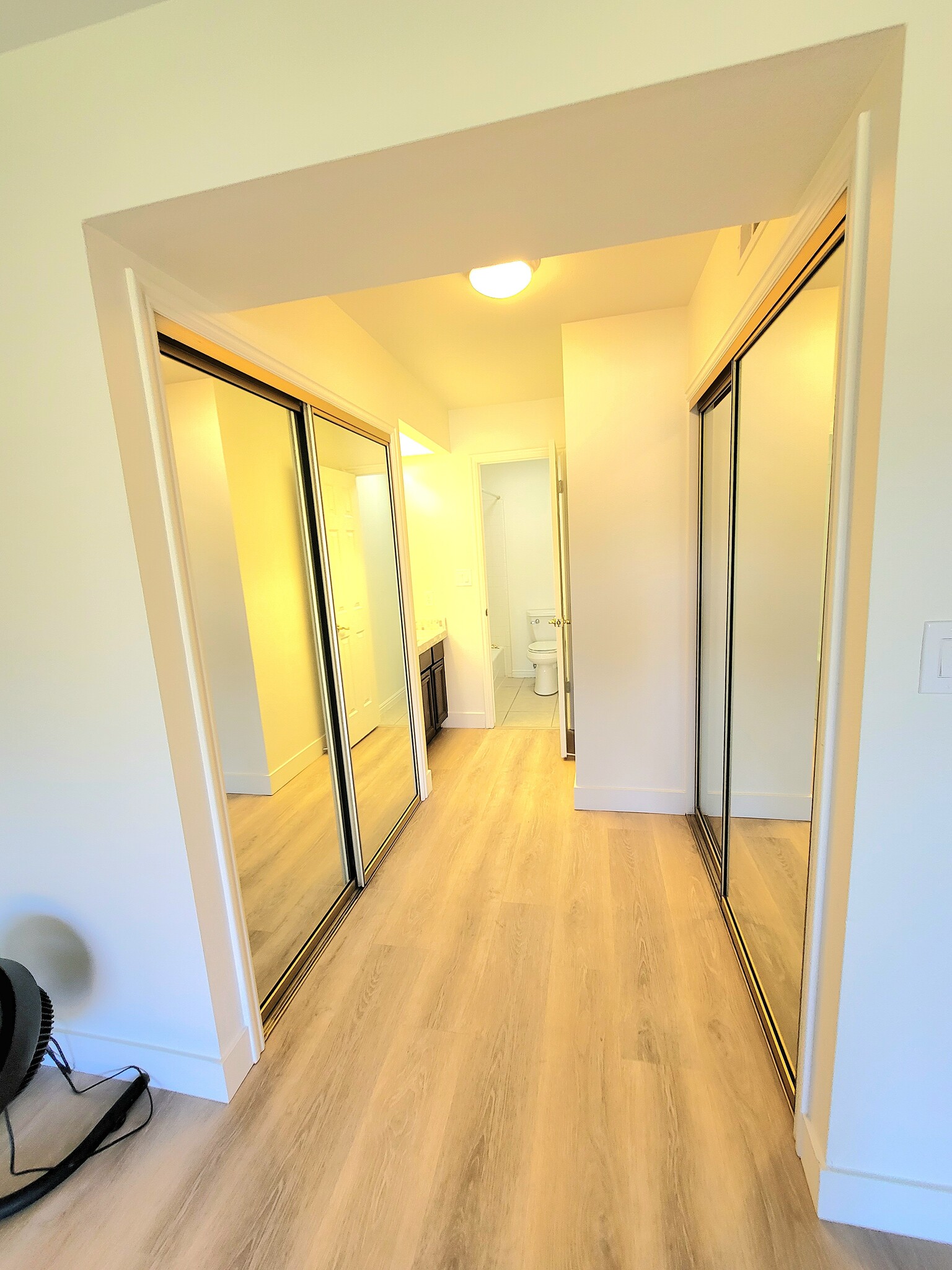 Building Photo - 300 W 2025 S