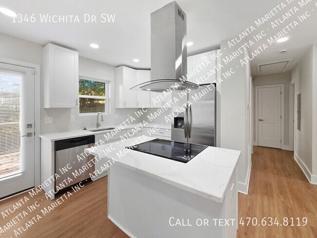 Building Photo - 1346 Wichita Dr SW