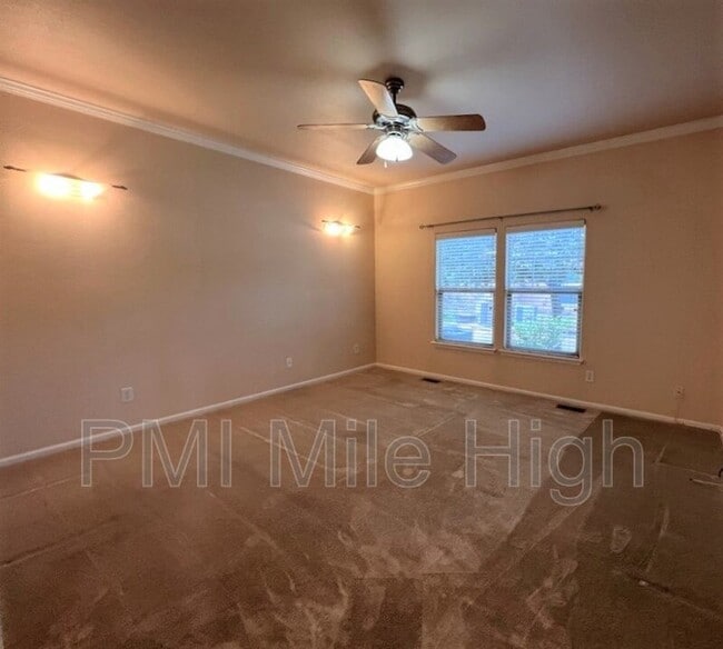 Building Photo - 15501 E 112th Ave