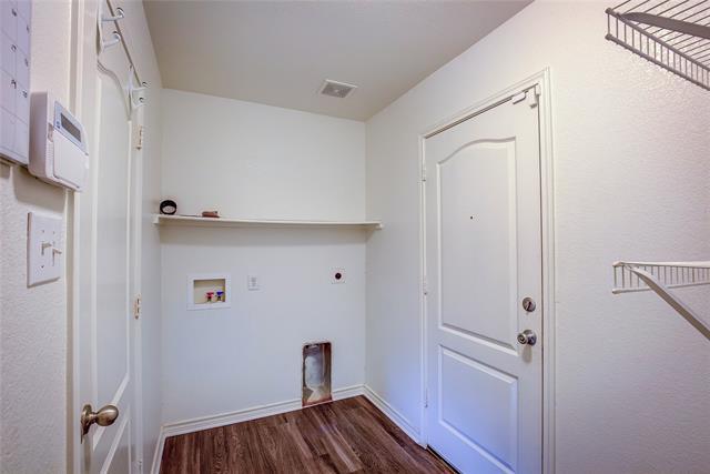 Building Photo - 1057 Castle Top Dr