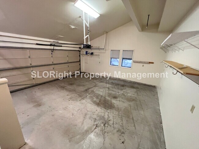 Building Photo - AVAILABLE JUNE- Condo Near Downtown SLO - 2 Bed / 2.5 Bath