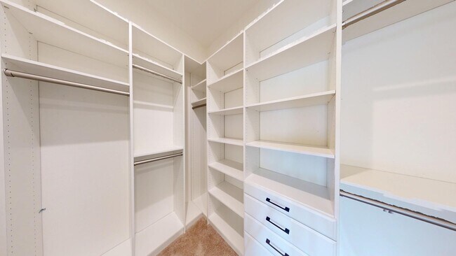 Building Photo - 4BR/ 4.5BA Beautiful Home In Eagles Landing  **$1000 OFF First Full Month**