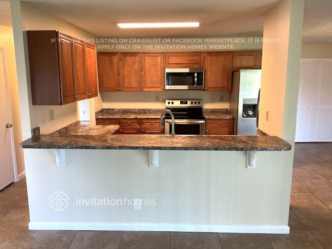 Building Photo - 4005 W Sailboat Dr