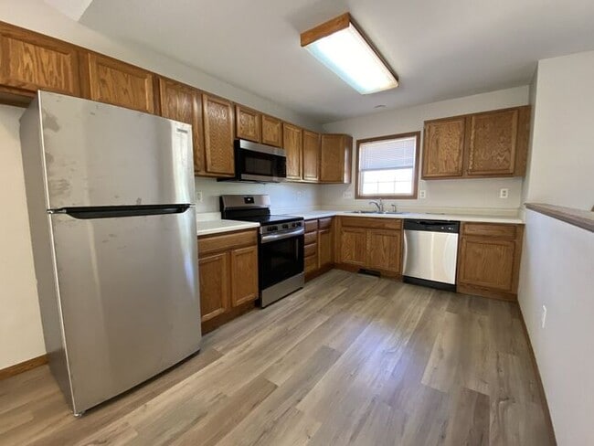 Building Photo - $2,100 | 3 Bedroom, 2 Bathroom Townhouse | NO PETS | Available for August 1st, 2026 Move In!