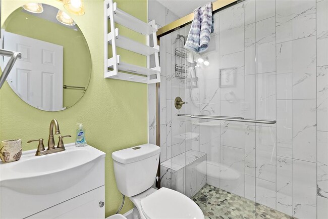 Building Photo - 300 S Central Ave