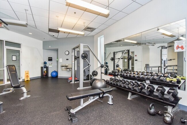 Building Photo - 10 Museum Way