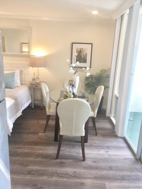 Building Photo - 1614 Hudson St