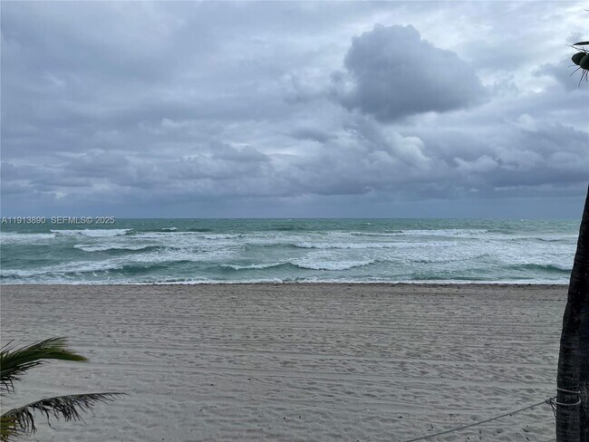 Building Photo - 3801 S Ocean Blvd