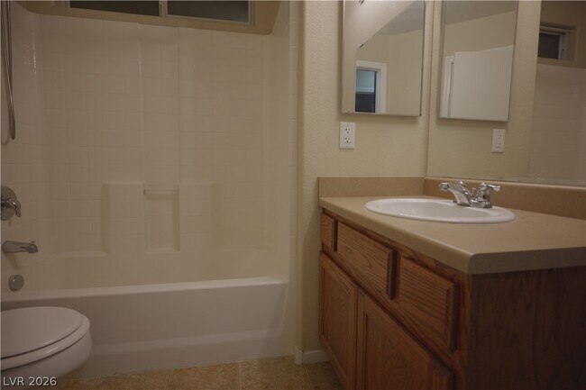 Building Photo - 6026 Alachua St