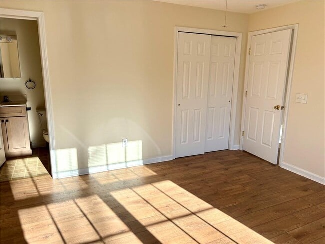 Building Photo - 160 Canal St