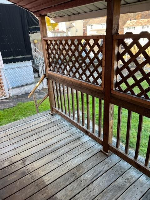 Building Photo - 722 Holland St