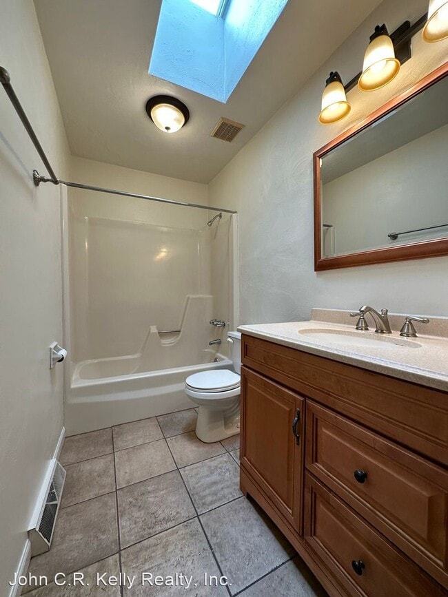 Building Photo - 3 br, 1.5 bath House - 1493 Abers Creek Road