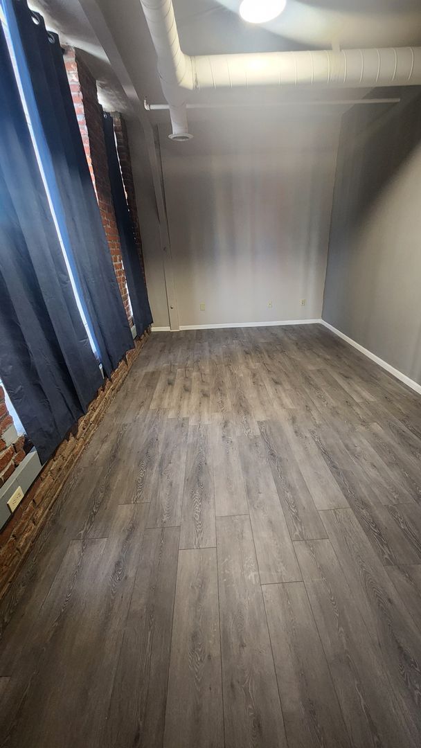 Building Photo - 1211 Howard St