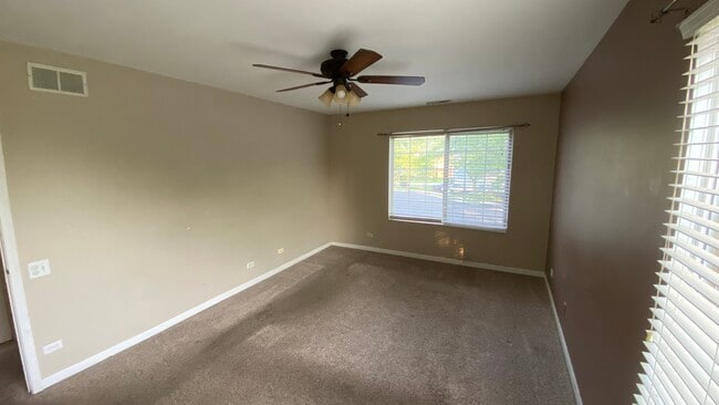 Building Photo - 437 Valley Forge Ct