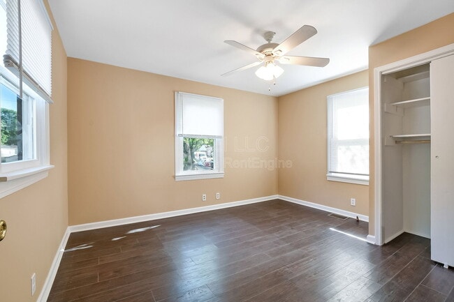 Building Photo - 936 Camden Ave